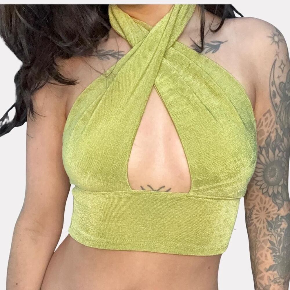 Unbranded Women's Green Crop-top